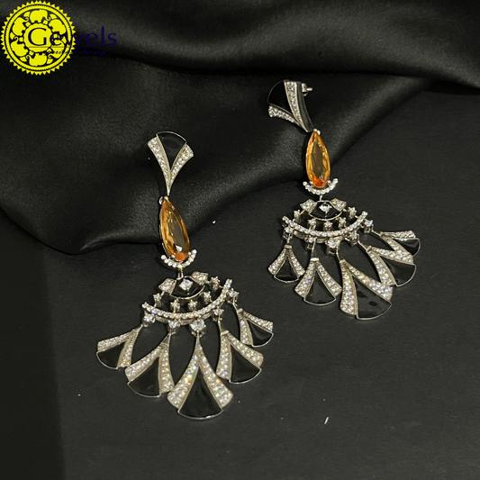 Gewels Nandini Karnika Earrings
