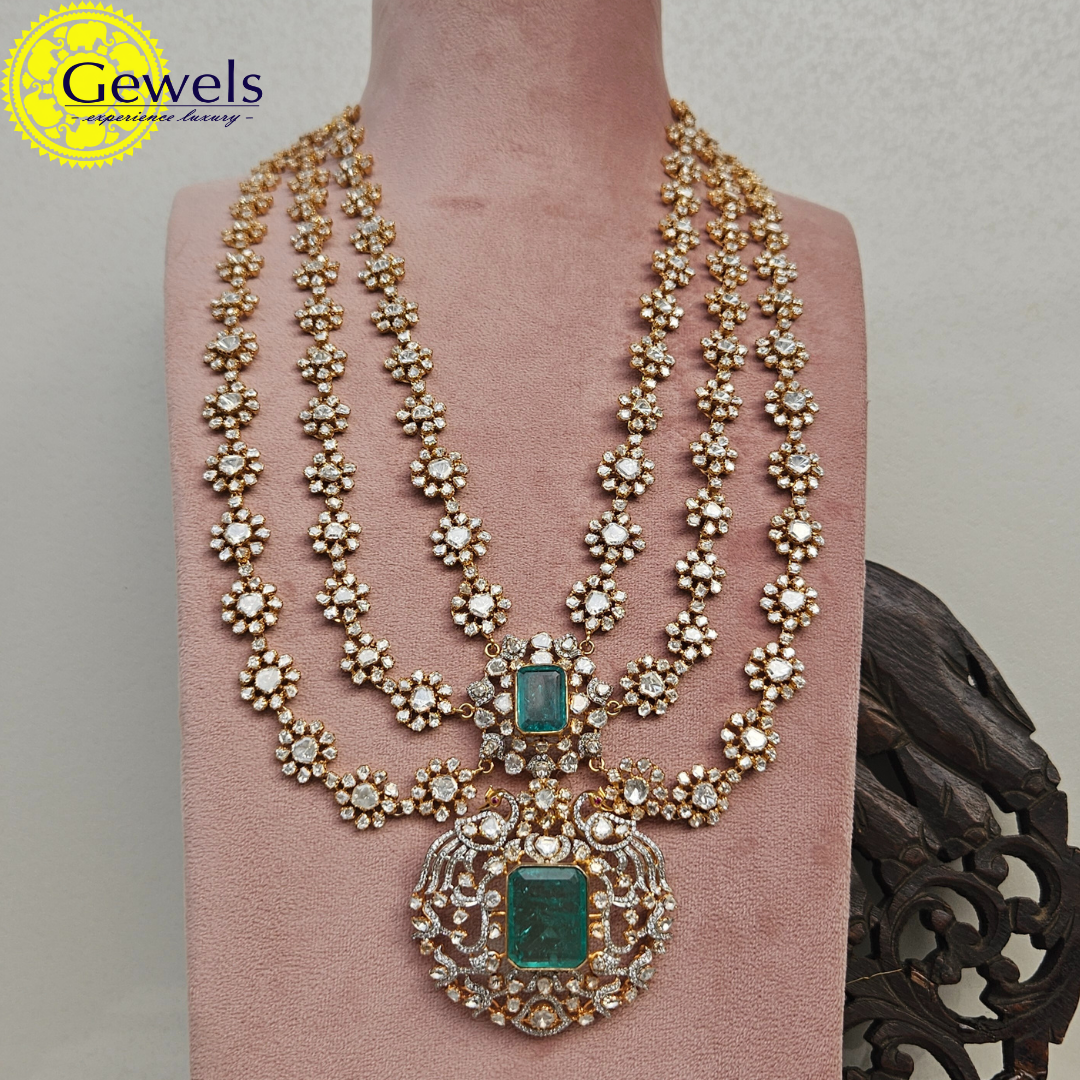 Gewels Mangatrai Necklace Set