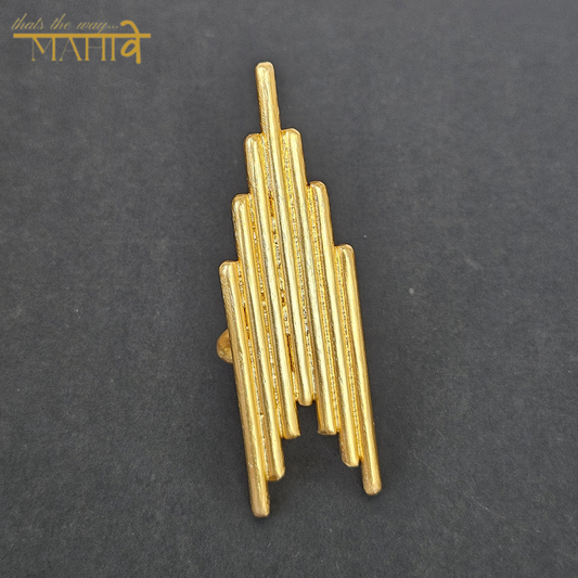 Dainty Spike Ring