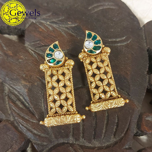 Gewels Ananya Aabhushan Dakshinaya Earrings