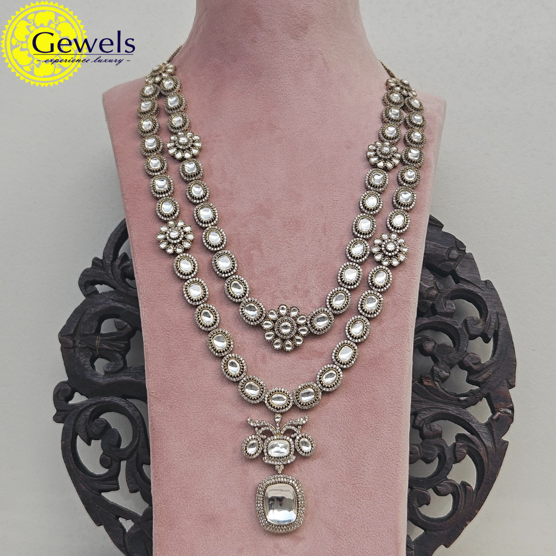 Gewels Mrunali Necklace