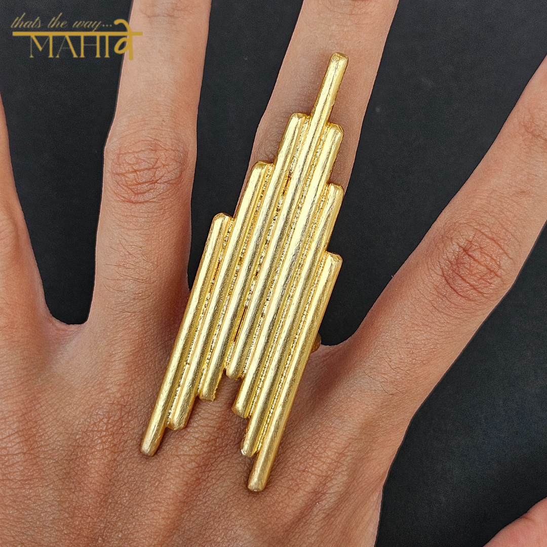 Dainty Spike Ring