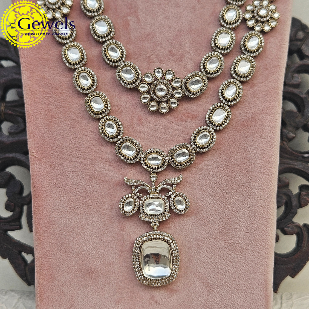 Gewels Mrunali Necklace