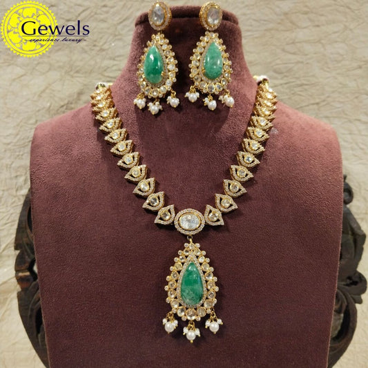 Gewels Mossy Green Vista Necklace