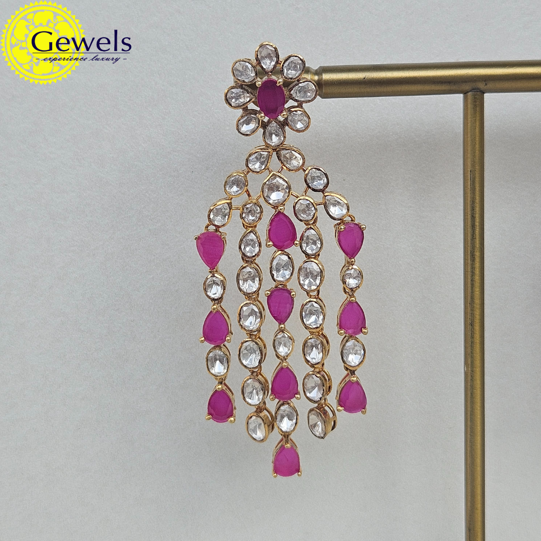 Gewels Ruby Vamika Earrings