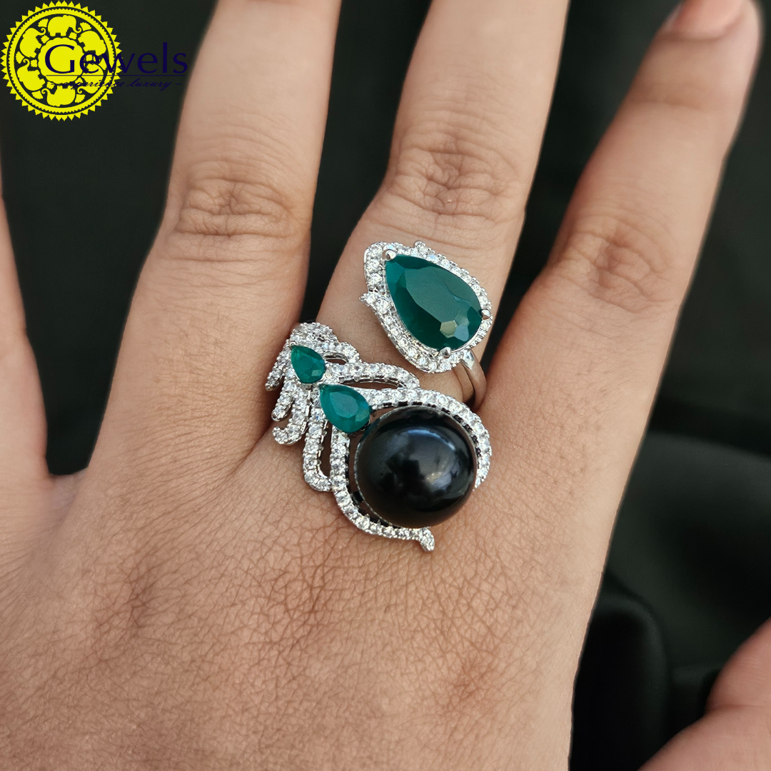 Gewels Chavi Sundara Rings