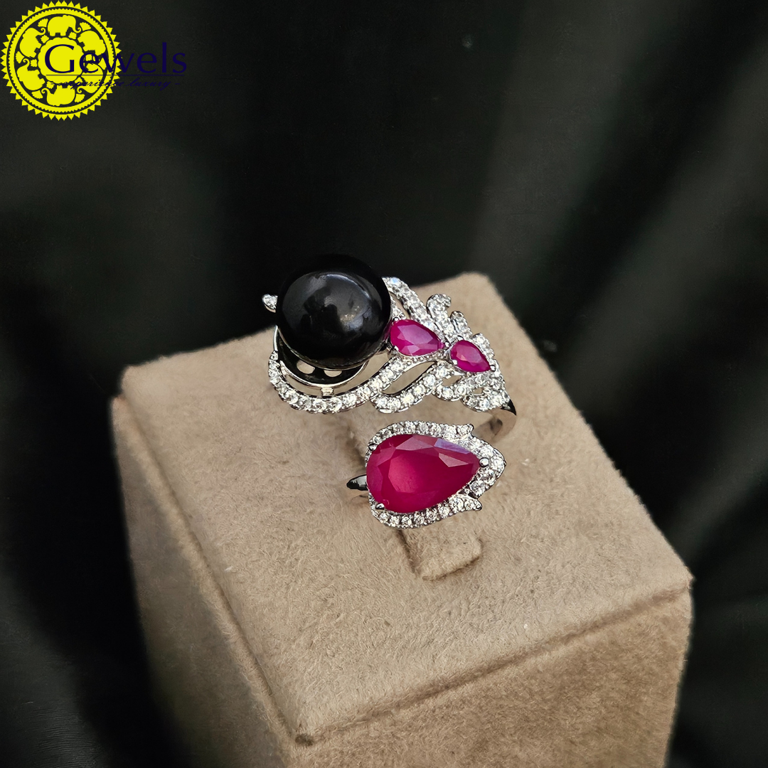 Gewels Chavi Sundara Rings