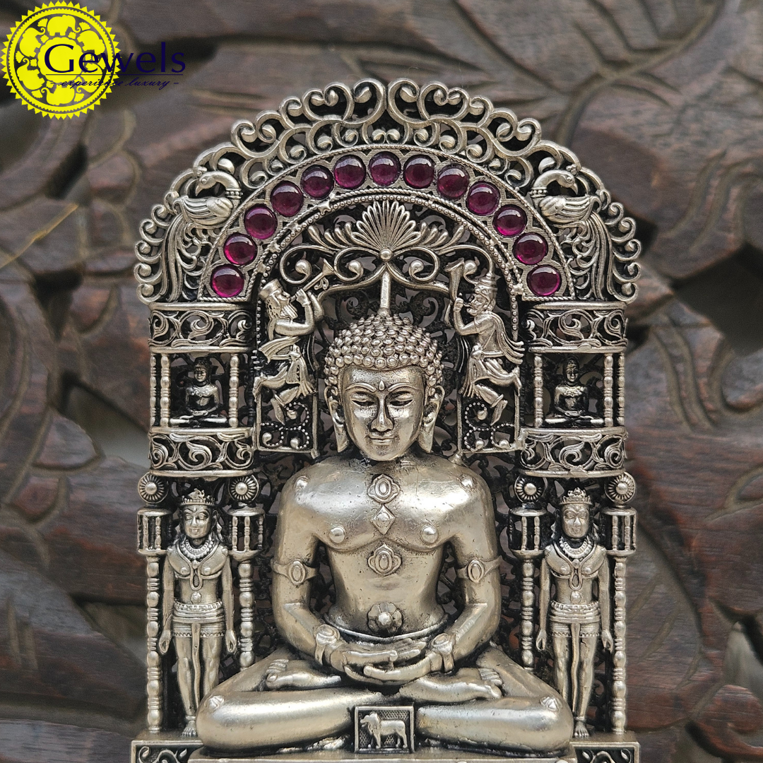 Gewels Lord Parshwanath Idol