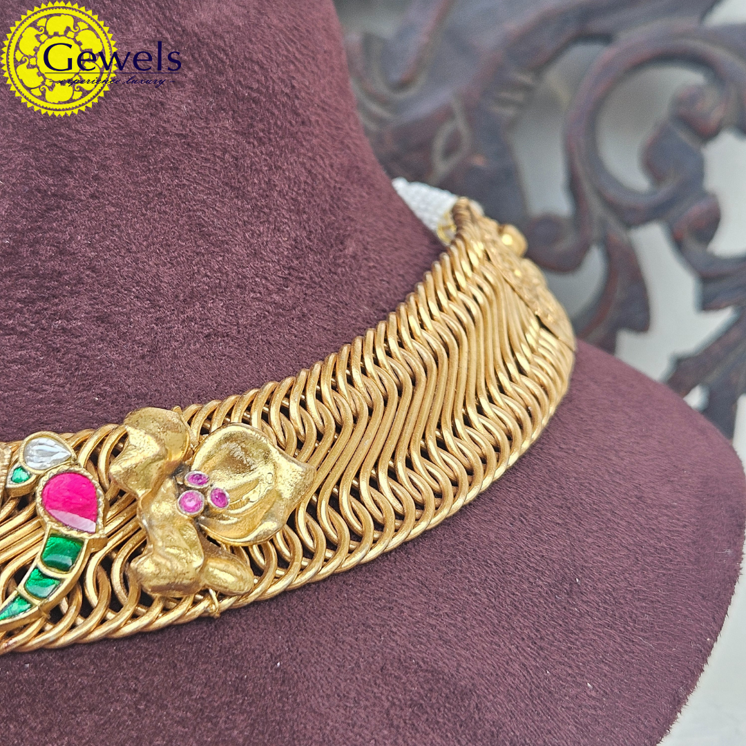 Gewels Gandiksh Necklace