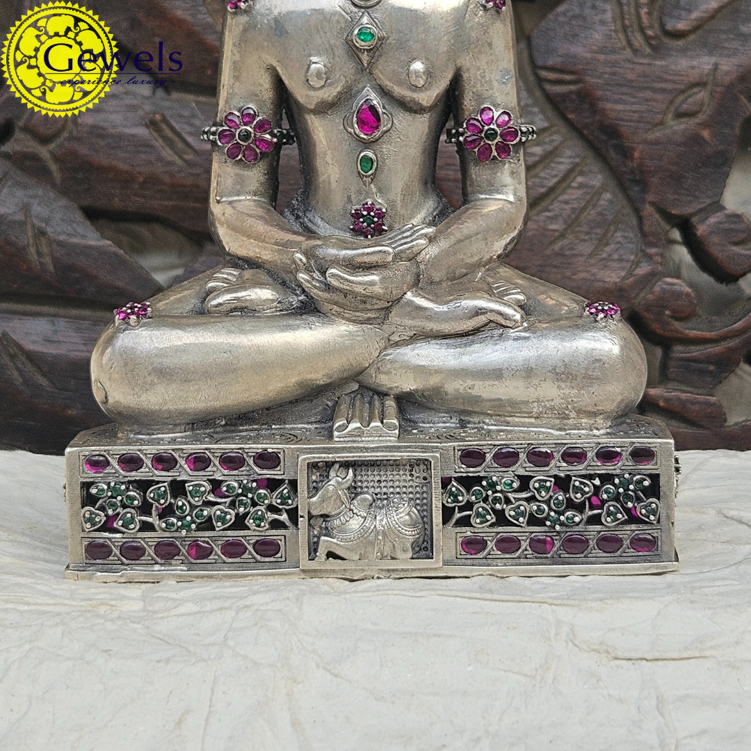 Gewels Lord Mahavir Idol