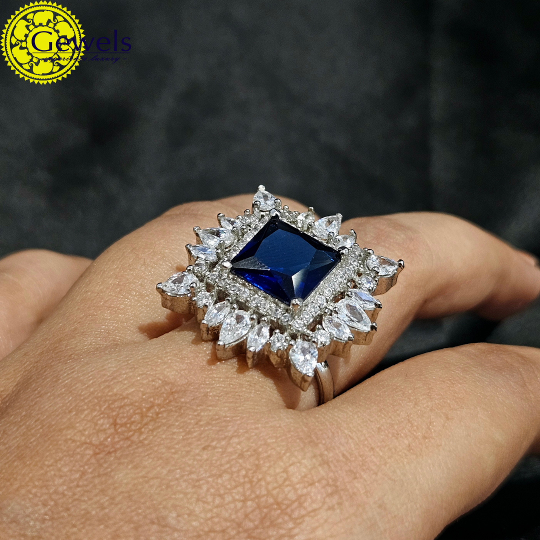 Gewels Ananta RIng
