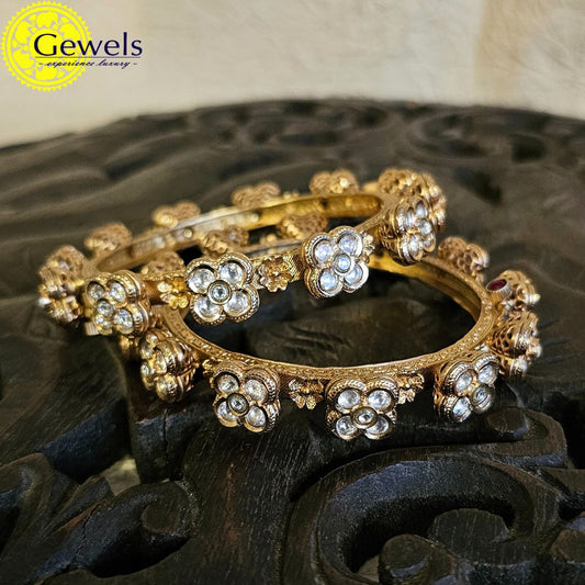 Gewels Polki Kundan Bangles