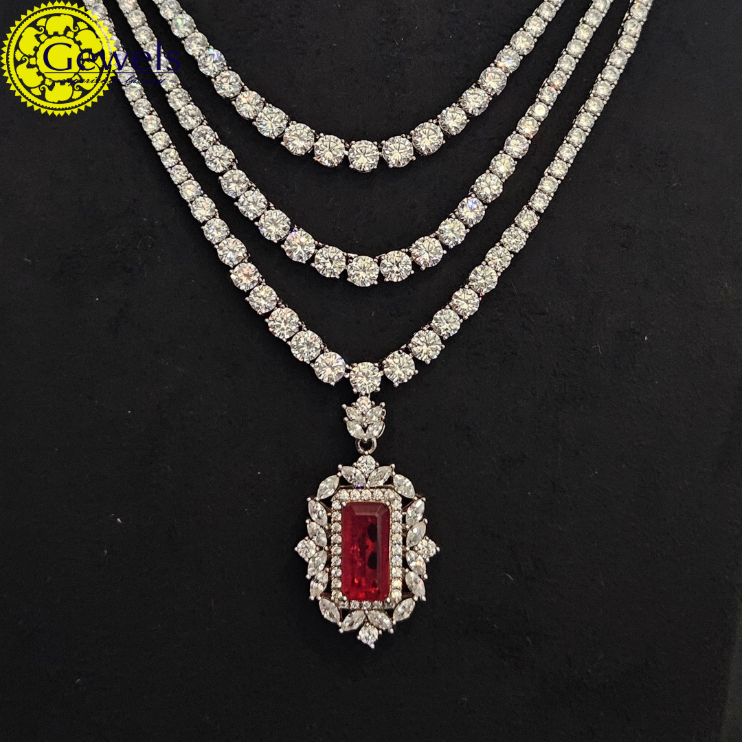 Gewels Abhiram Haar Neck Set