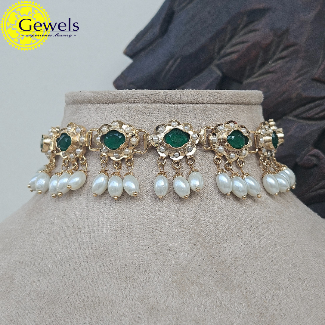 Gewels Lalitsaya Neck Set