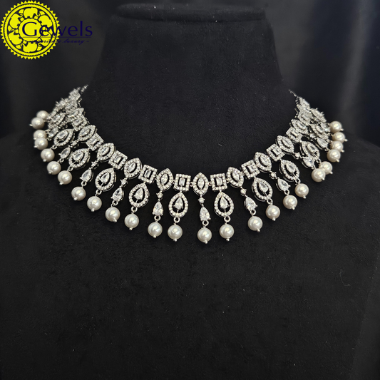 Gewels Chandrika Haar Necklace