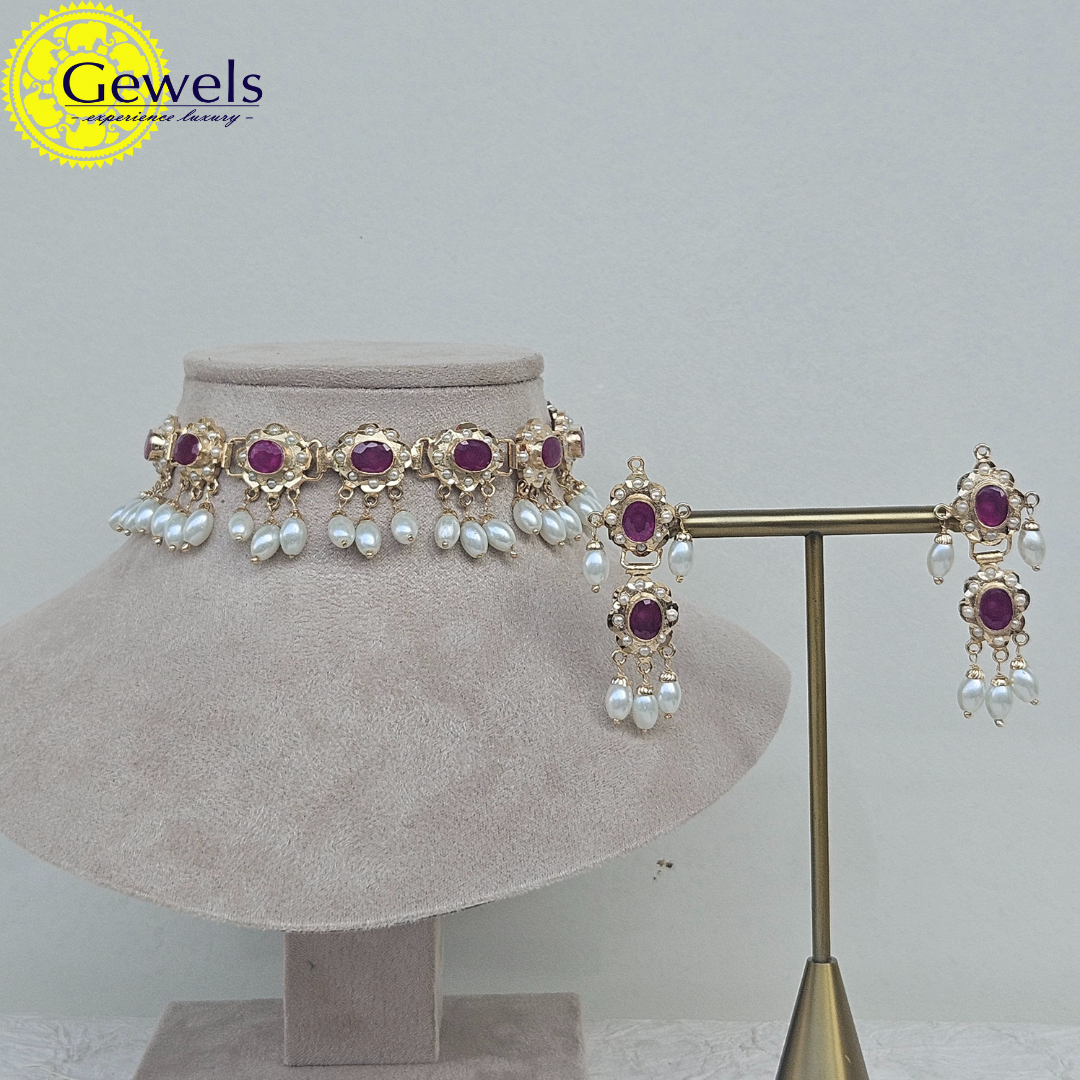 Gewels Lalitsaya Neck Set