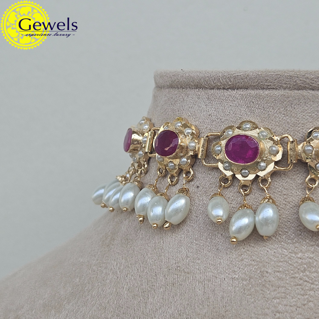 Gewels Lalitsaya Neck Set