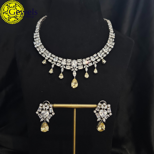 Gewels Ratna Hansli Neck Set