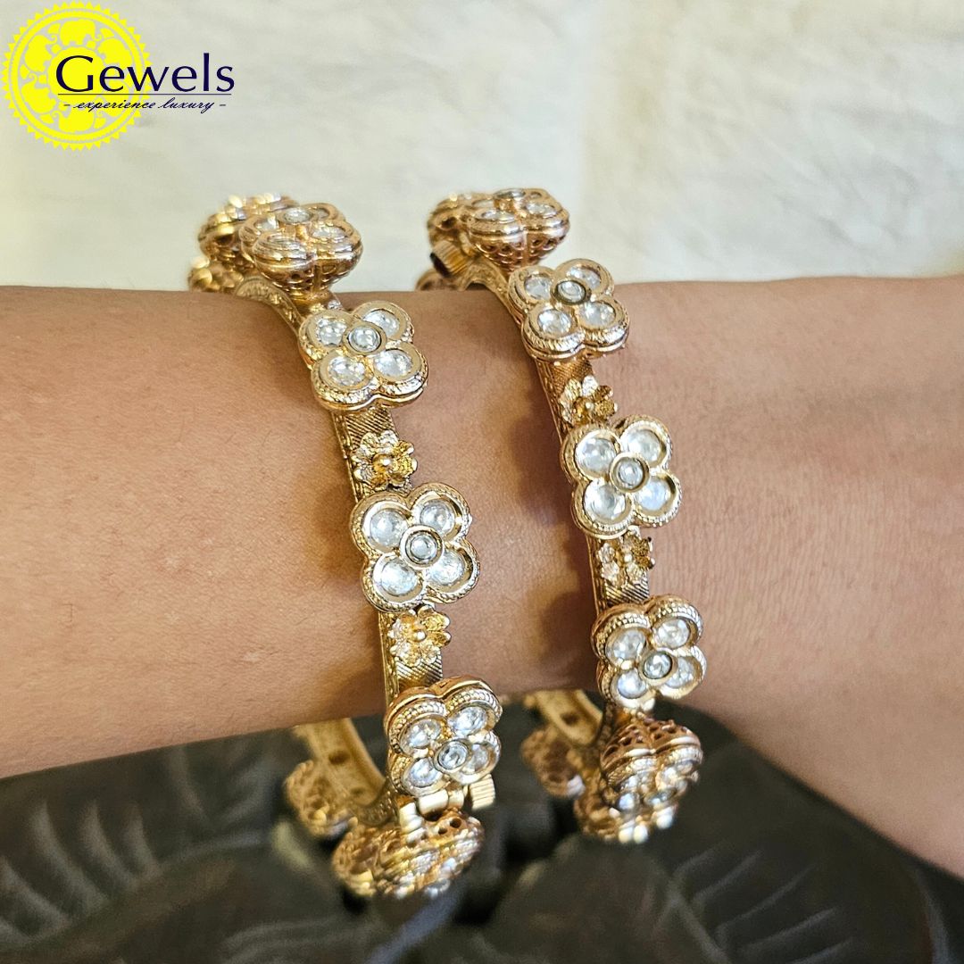 Gewels Polki Kundan Bangles