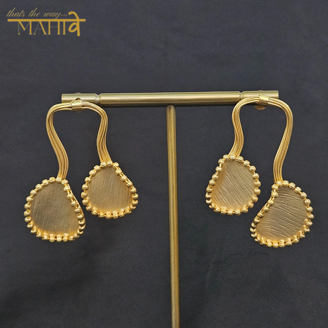 Gewels Svarna Oval Danglers