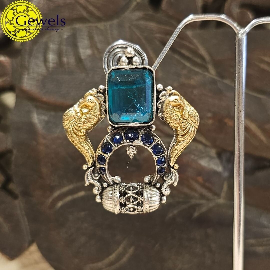 Gewels Imperial Grace Earrings