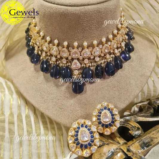 Gewels Elegant Polki Saphire Necklace