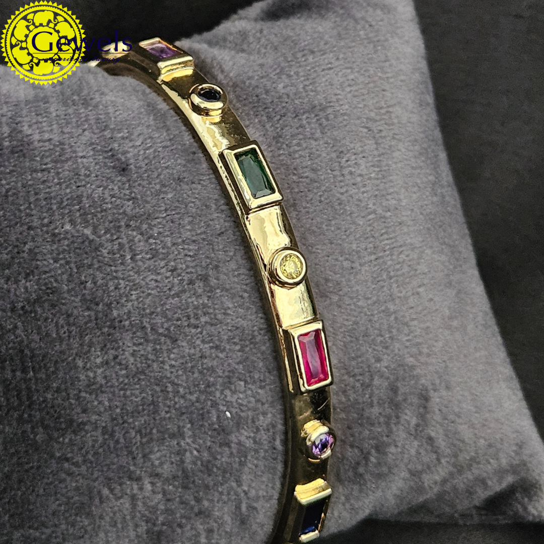 Gewels Saumya Bangle