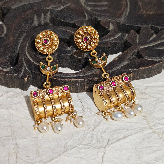 Gewels Rati NIla Earrings