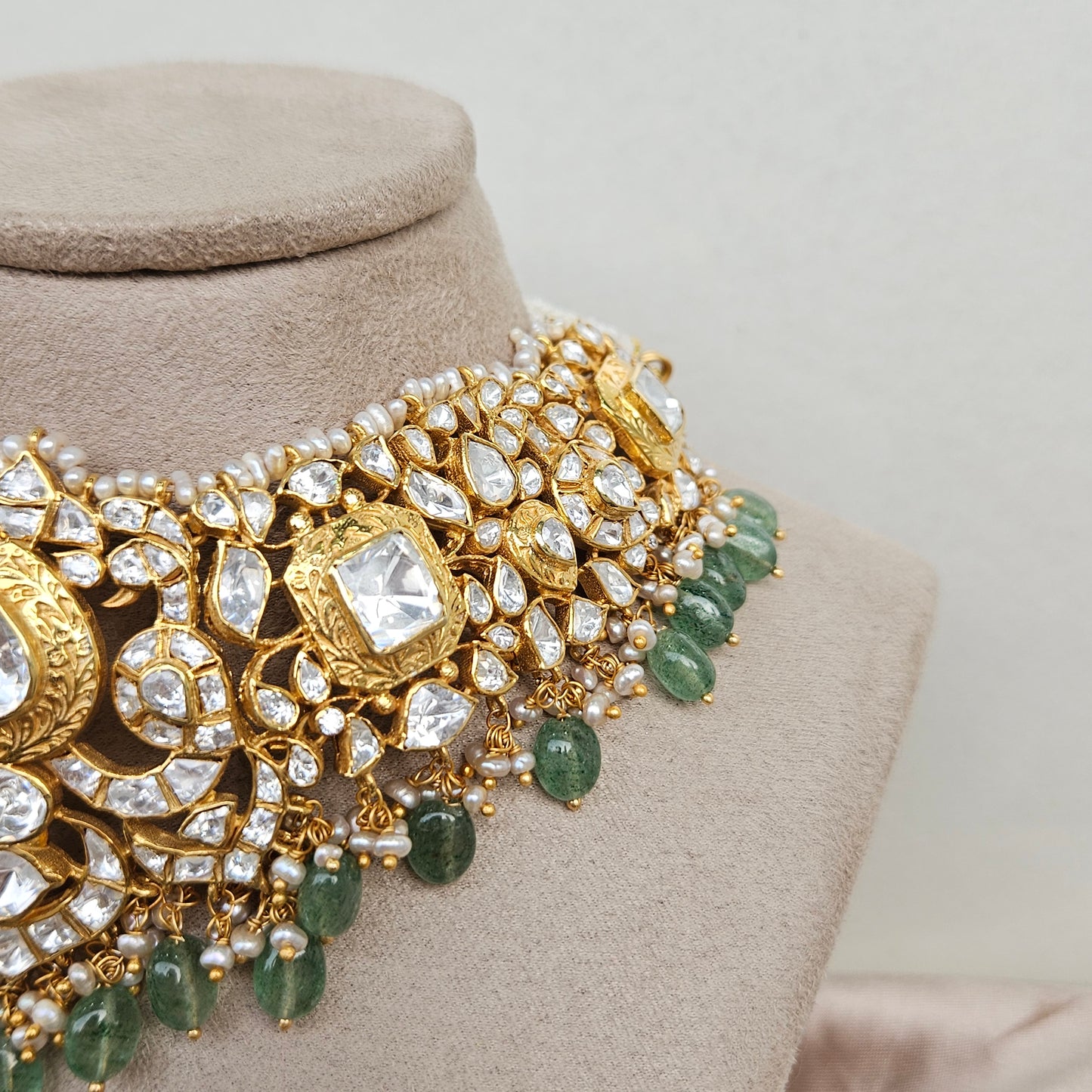 Gewels Leesha Amrutum Neclace Set
