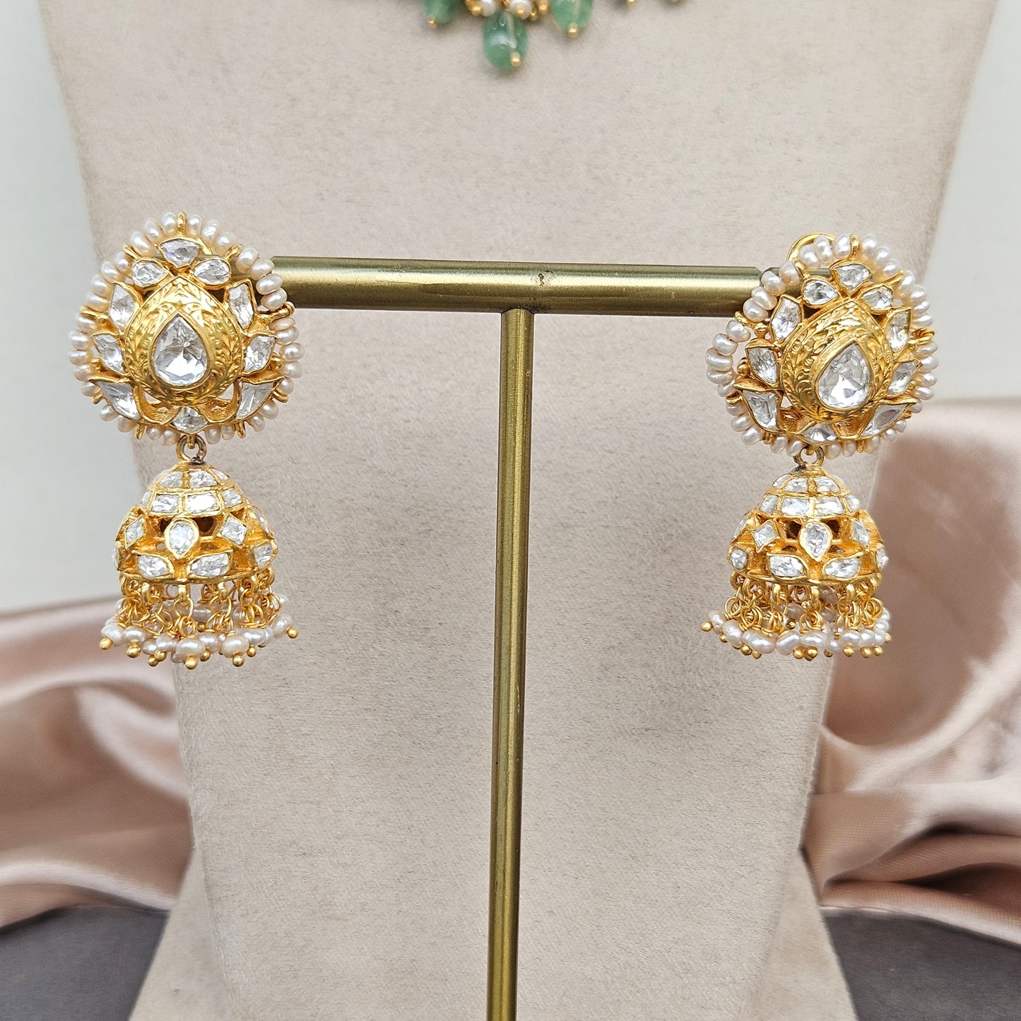Gewels Leesha Amrutum Neclace Set