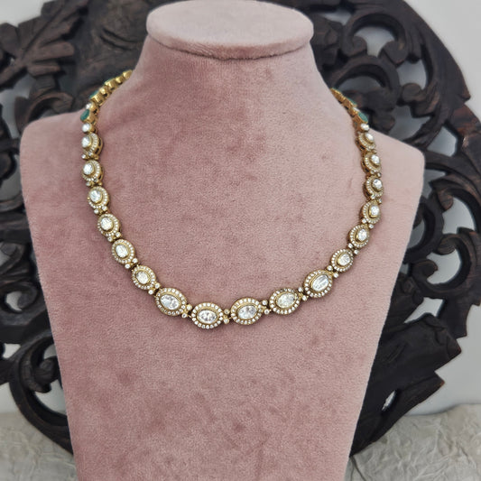 Gewels Swasti Raaj Necklace