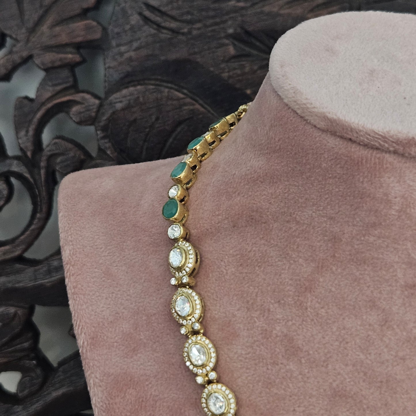 Gewels Swasti Raaj Necklace