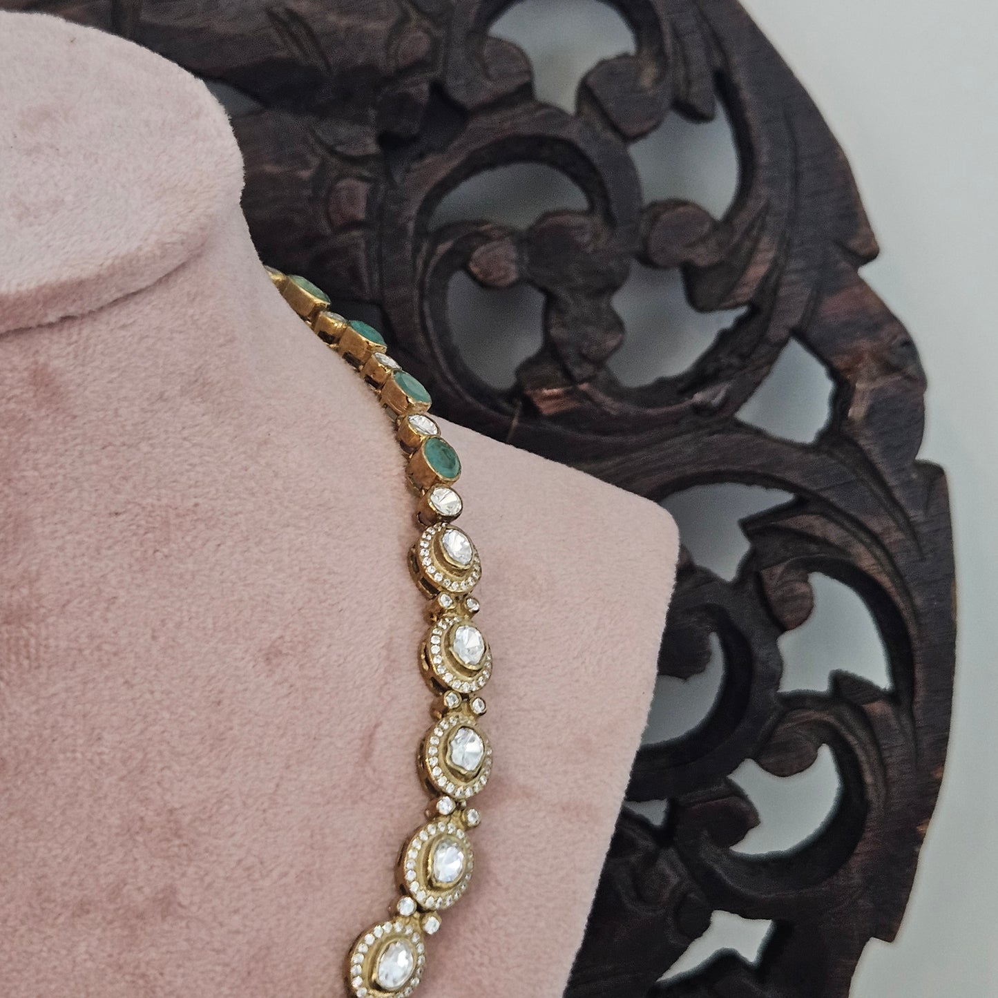 Gewels Swasti Raaj Necklace