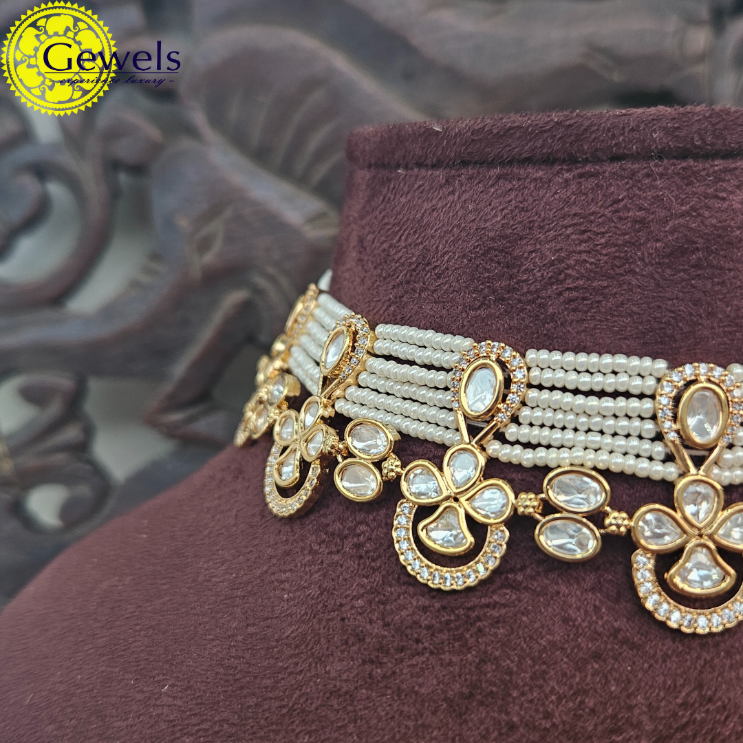 Gewels Satrangi pearls Neck Set