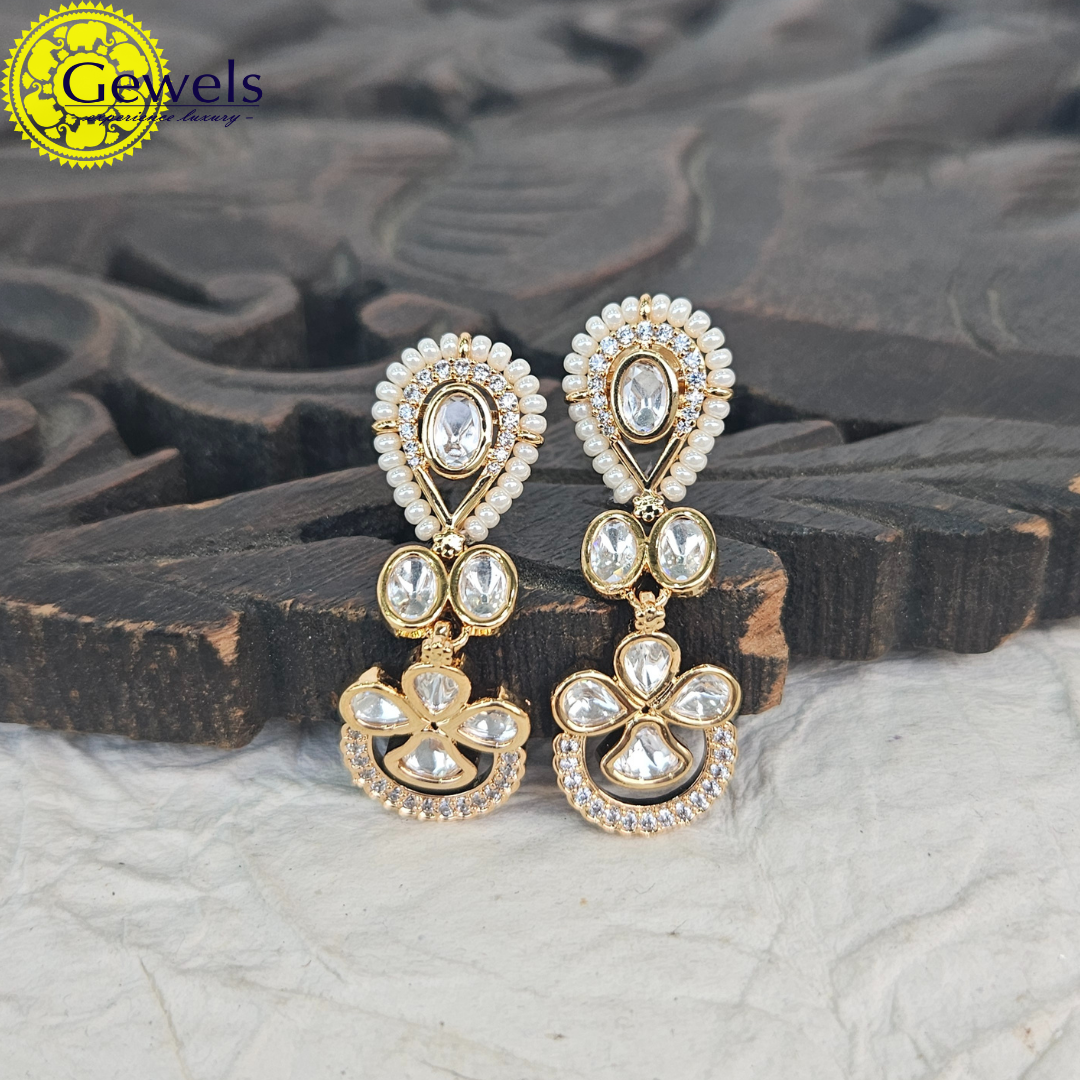 Gewels Satrangi pearls Neck Set