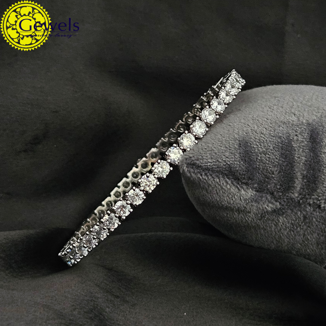 Gewels Vasundhara Bangle