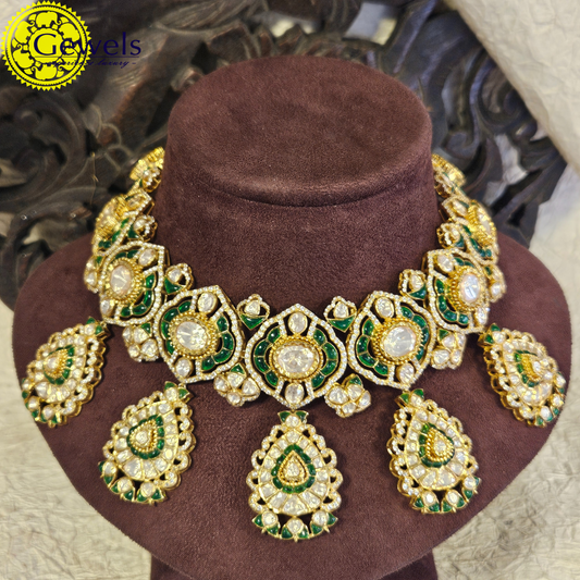 Gewels Soni Morpankh Necklace Set