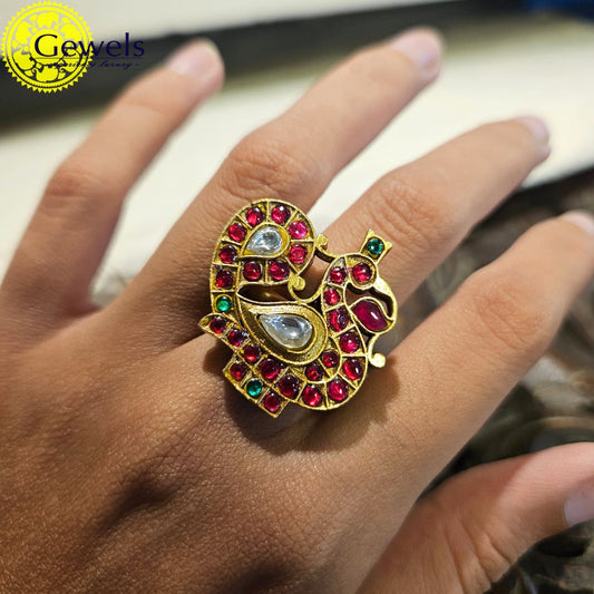 Gewels Mor Ruby Ring