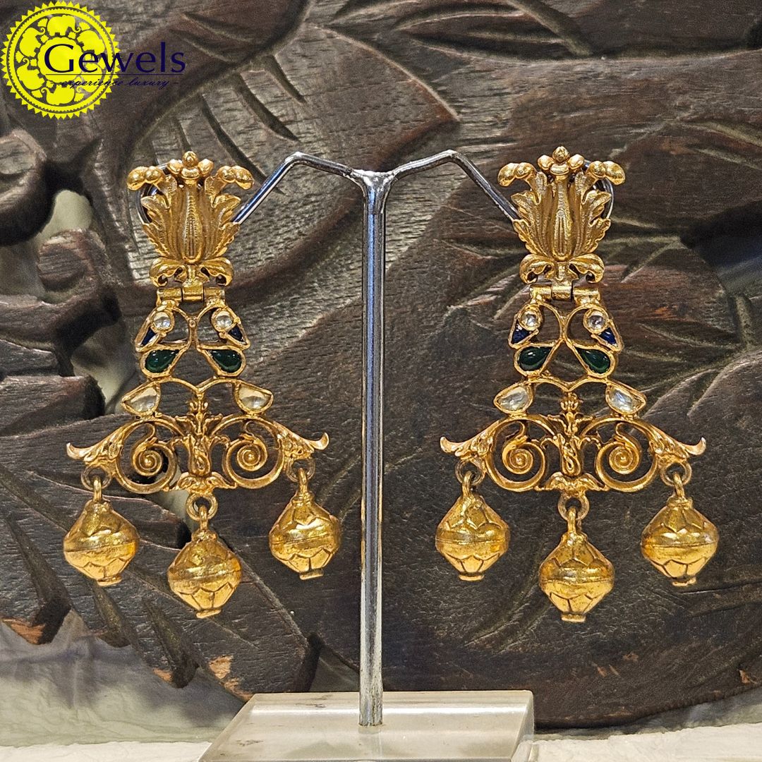 Gewels Anant Rekha Dakshinaya Earring