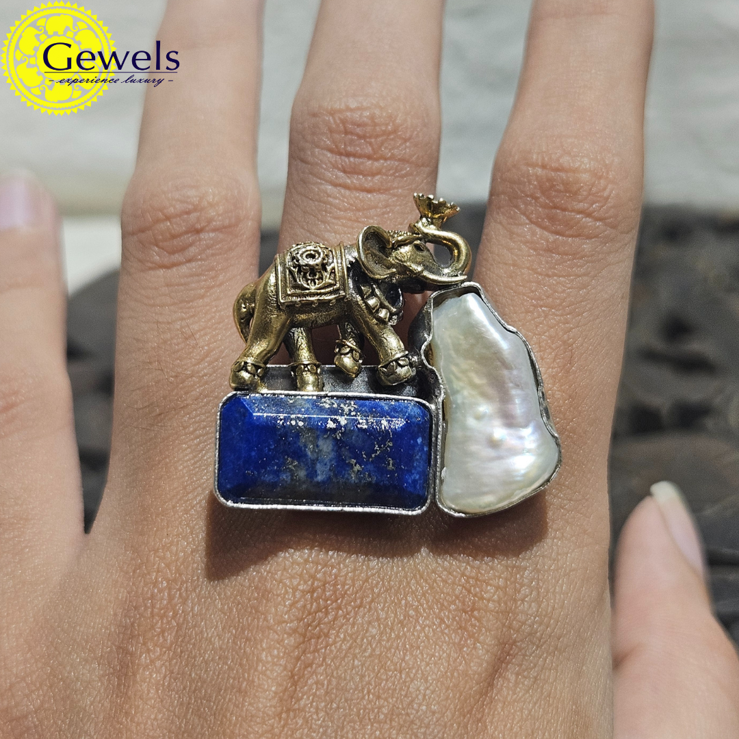 Gewels Lepis Blue Ring