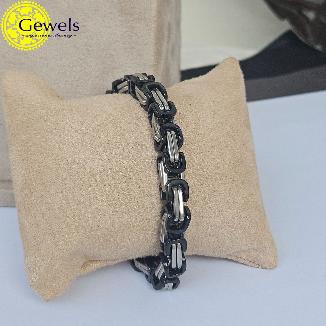 Gewels Rudra Cuff Bracelet