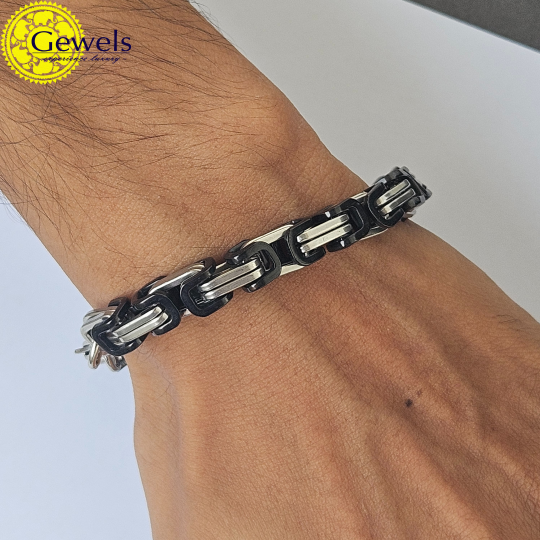 Gewels Rudra Cuff Bracelet
