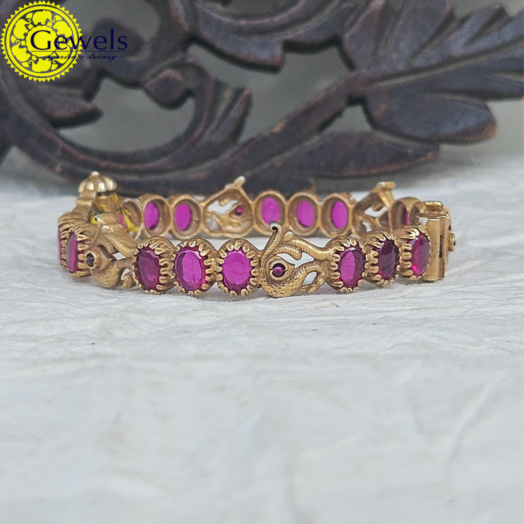 Gewels Varsi Kushal Bangles