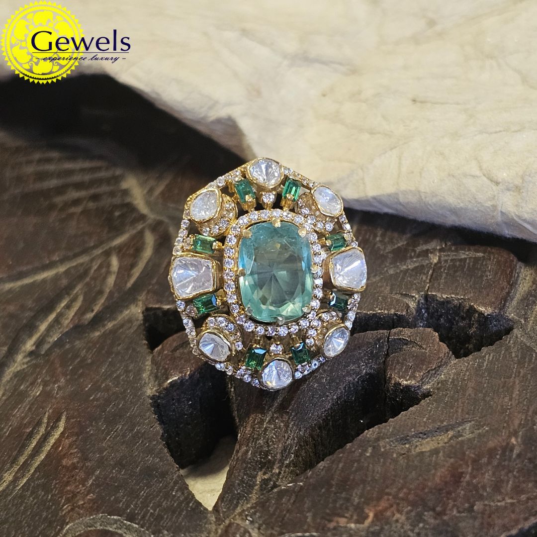 Gewels Victorian Polki Emerald Ring