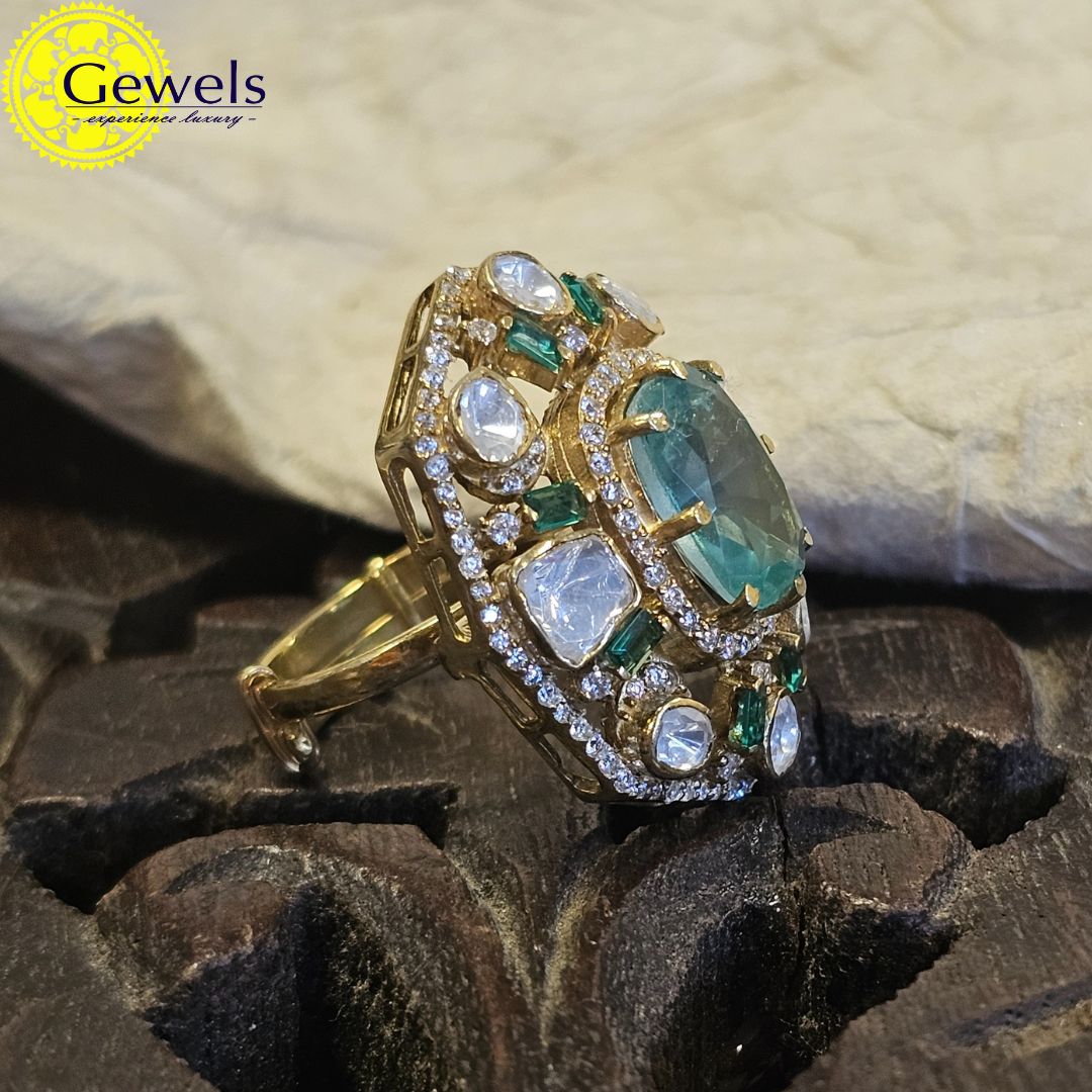 Gewels Victorian Polki Emerald Ring