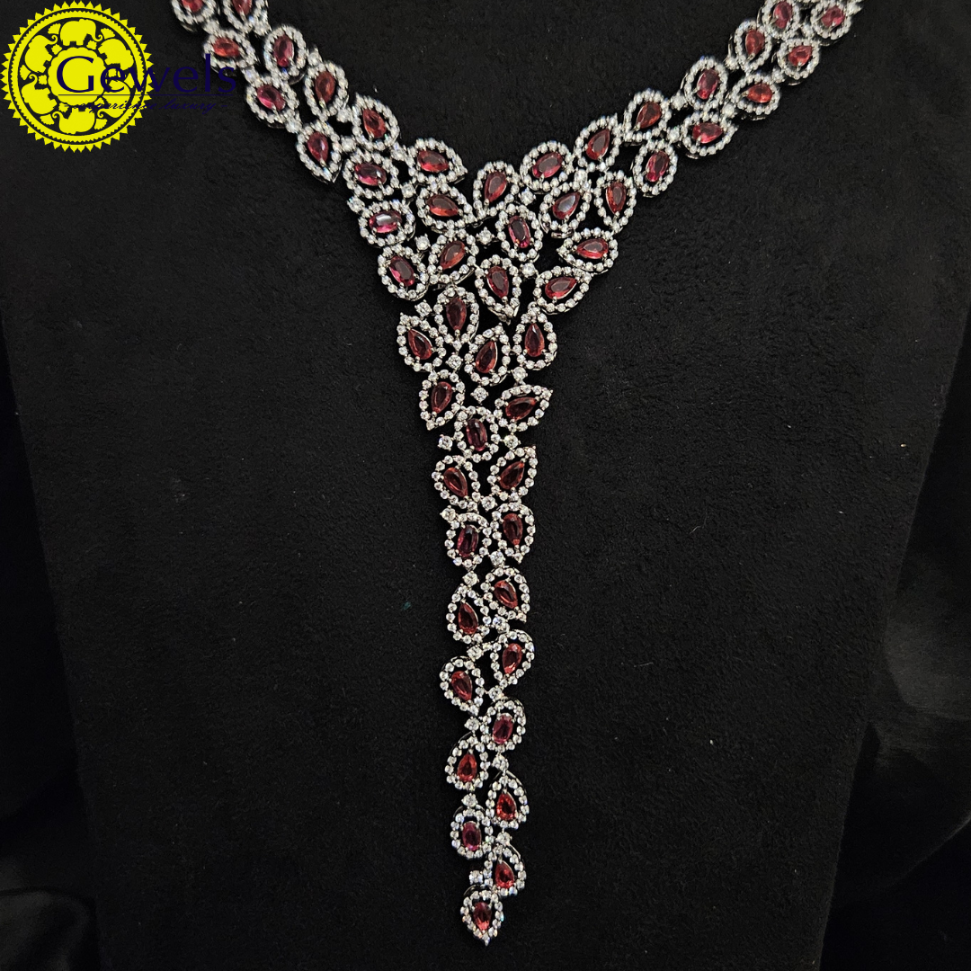Gewels Karnish Lali Neck Set