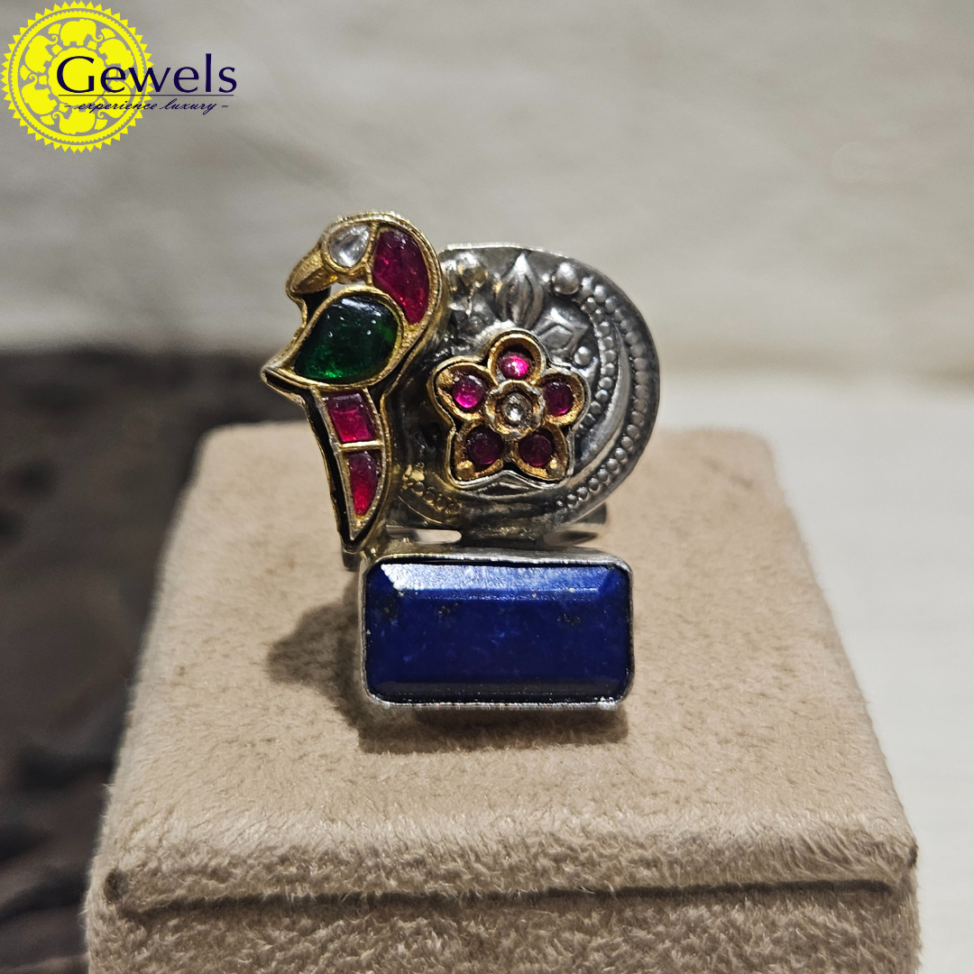 Gewels Saini Blue Ring