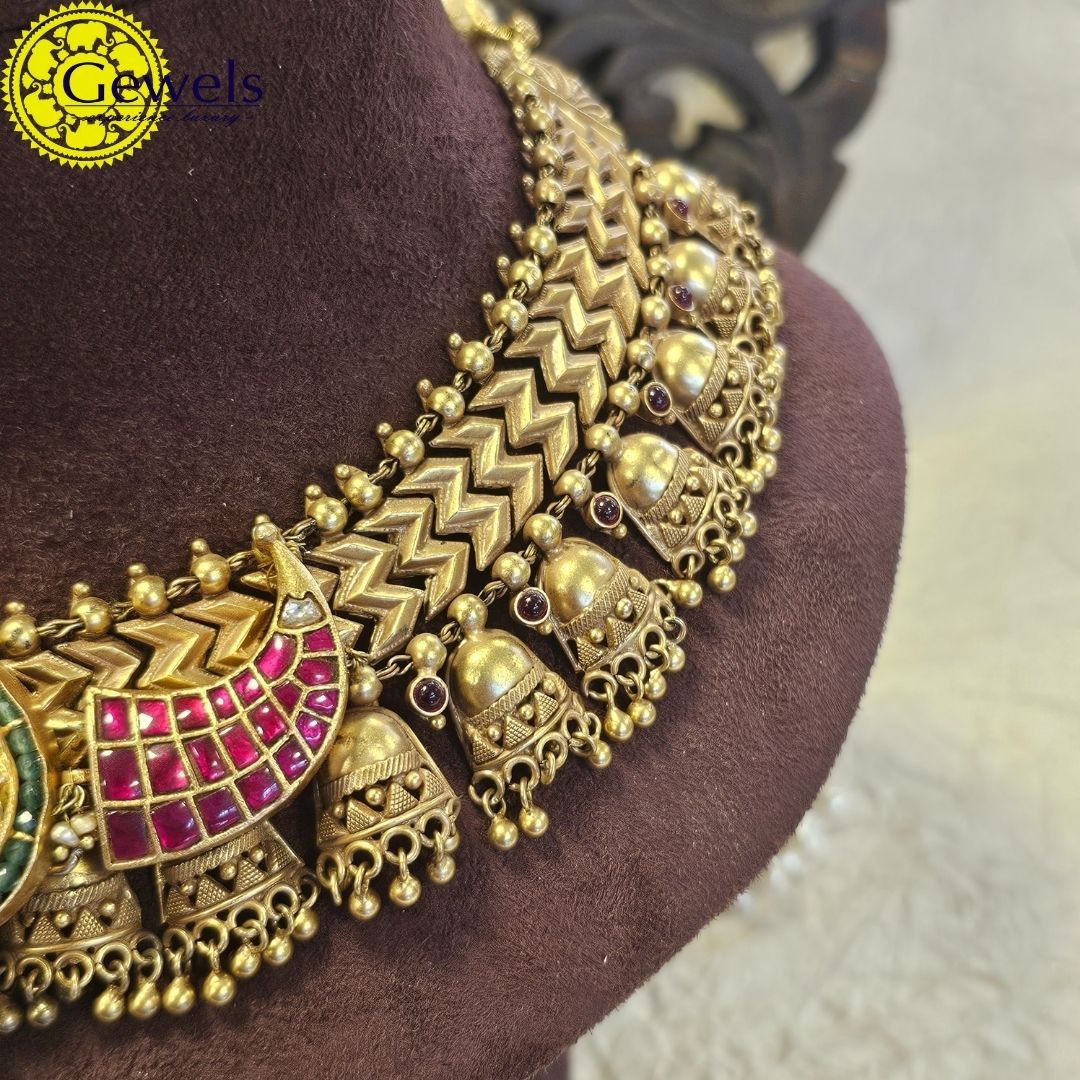 Gewels Ghungroo Dakshinaya Necklace