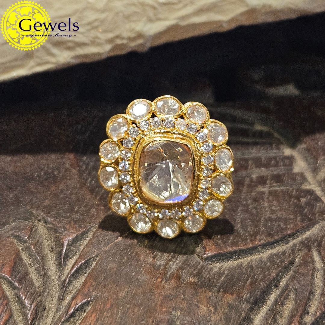 Gewels Surya Polki Ring
