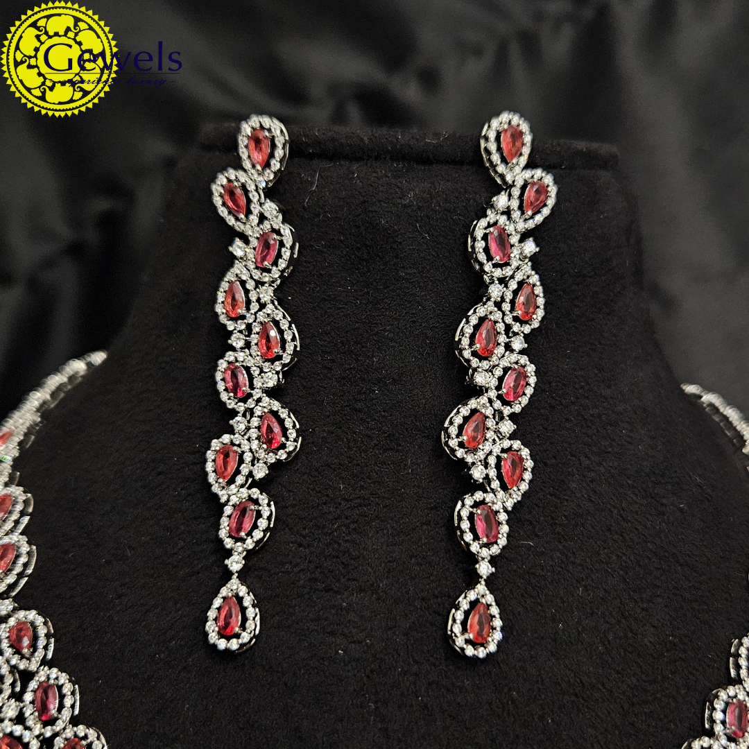 Gewels Karnish Lali Neck Set